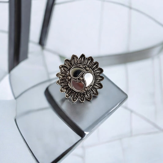 802681 Ring With Oxidised Plating