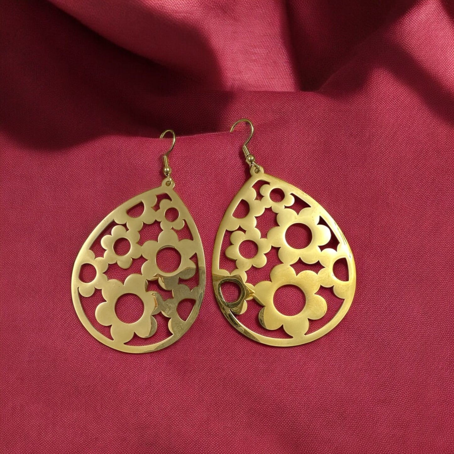 W24172 Classic Western Earrings