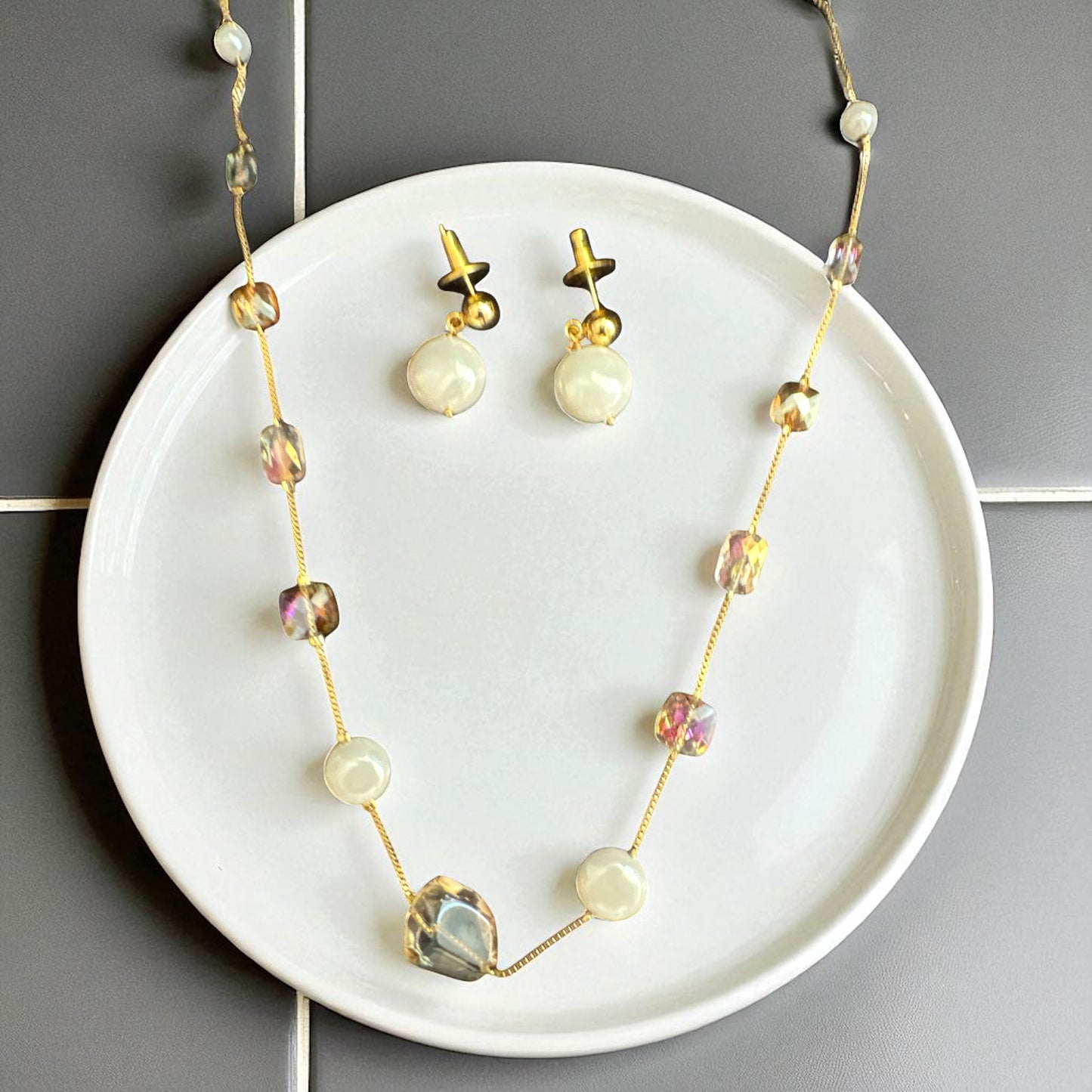 B25114 Cubic Zirconia Classic Mala Necklace