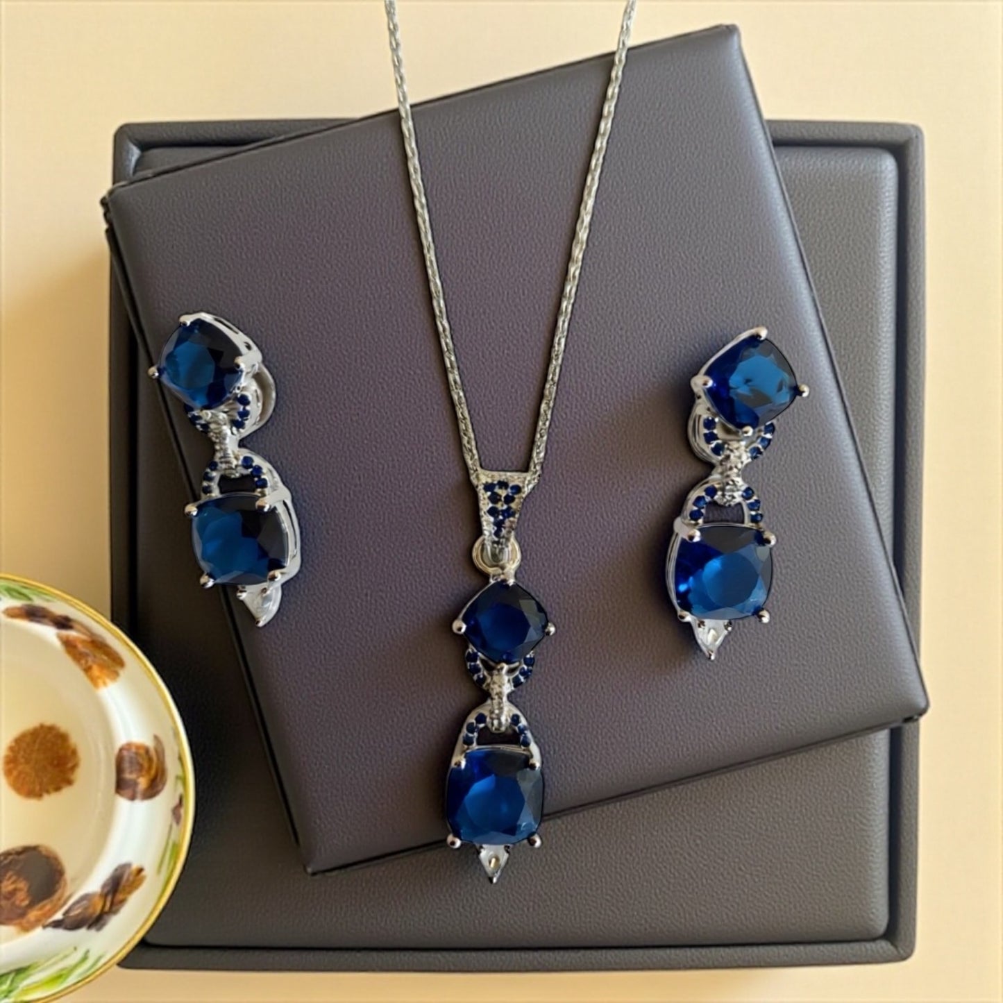 92509-PS-American Diamond Delicate Pendant Set With Rhodium Plating-Blue