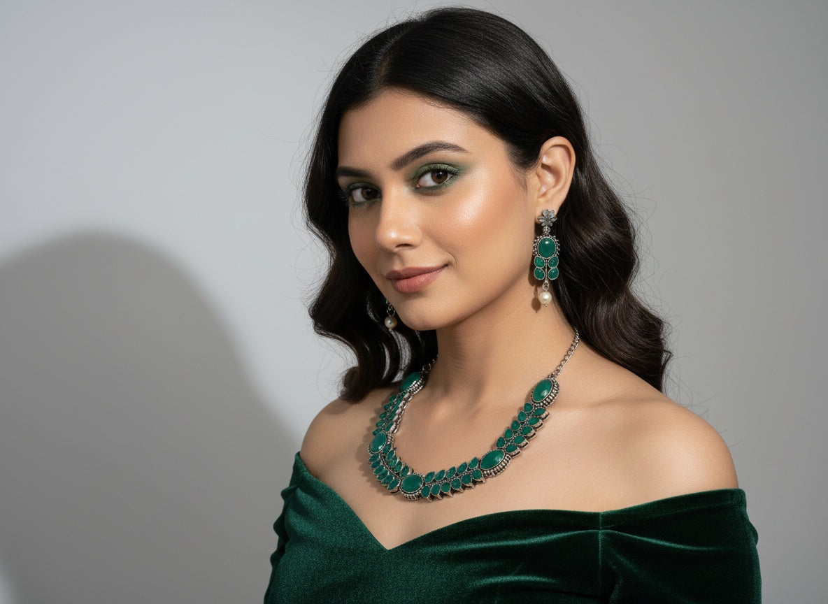 800356 Delicate Necklace With Oxidised Plating-Green