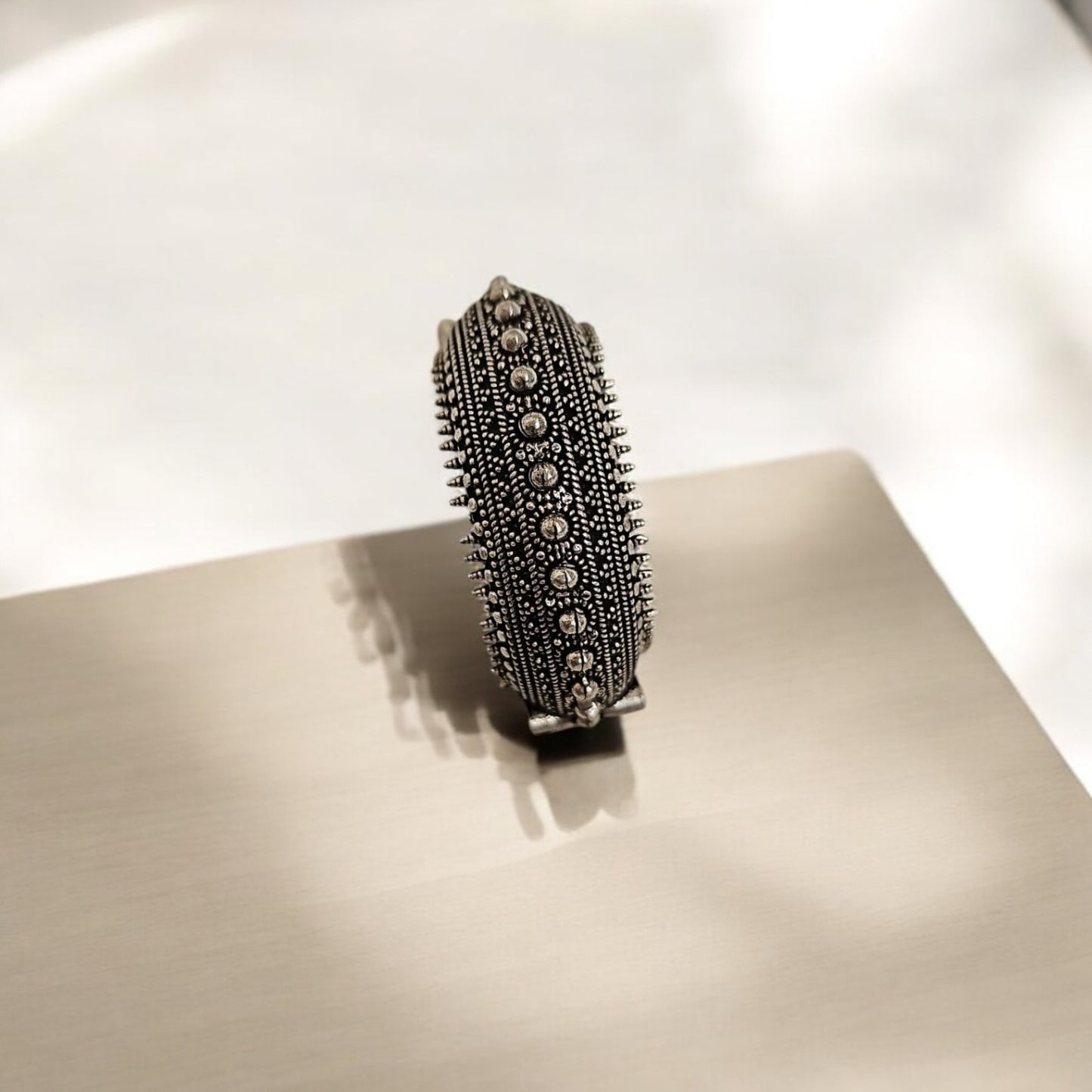 807963 Classic Kada With Oxidised Plating