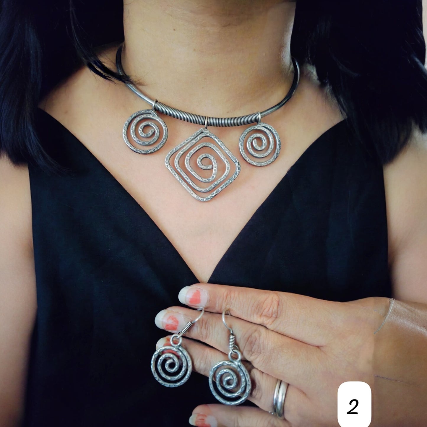 93509-NSO Classic Necklace With Oxidised Plating-Design 1