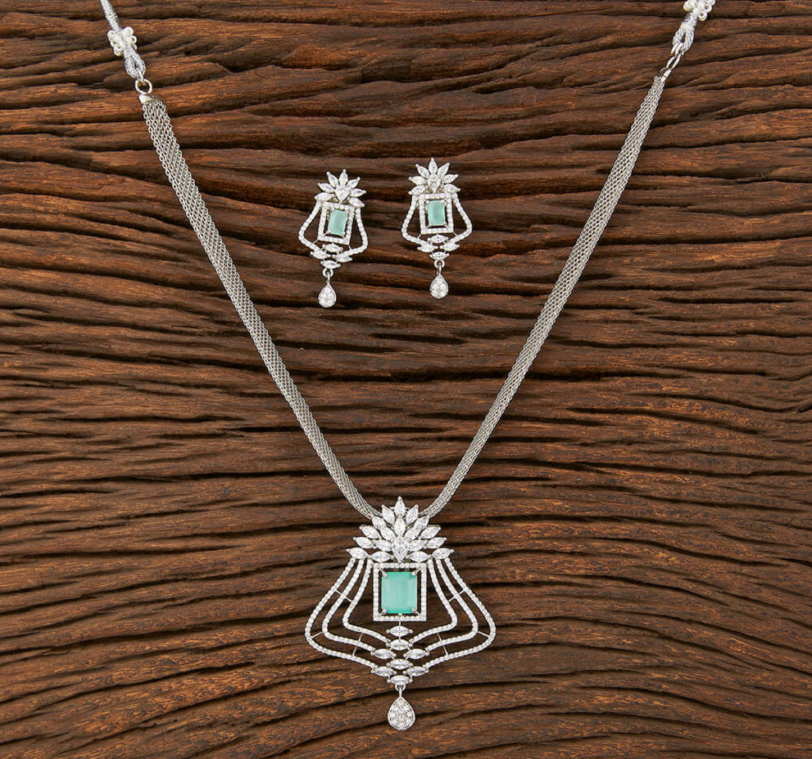 421815 Cz Classic Pendant Set With Rhodium Plating