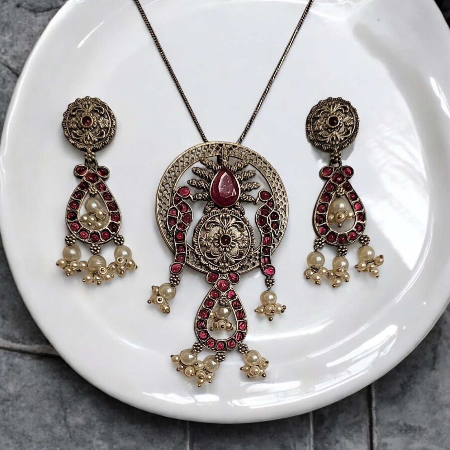 EOX35350 Pendant Set With Oxidized Plating-Ruby
