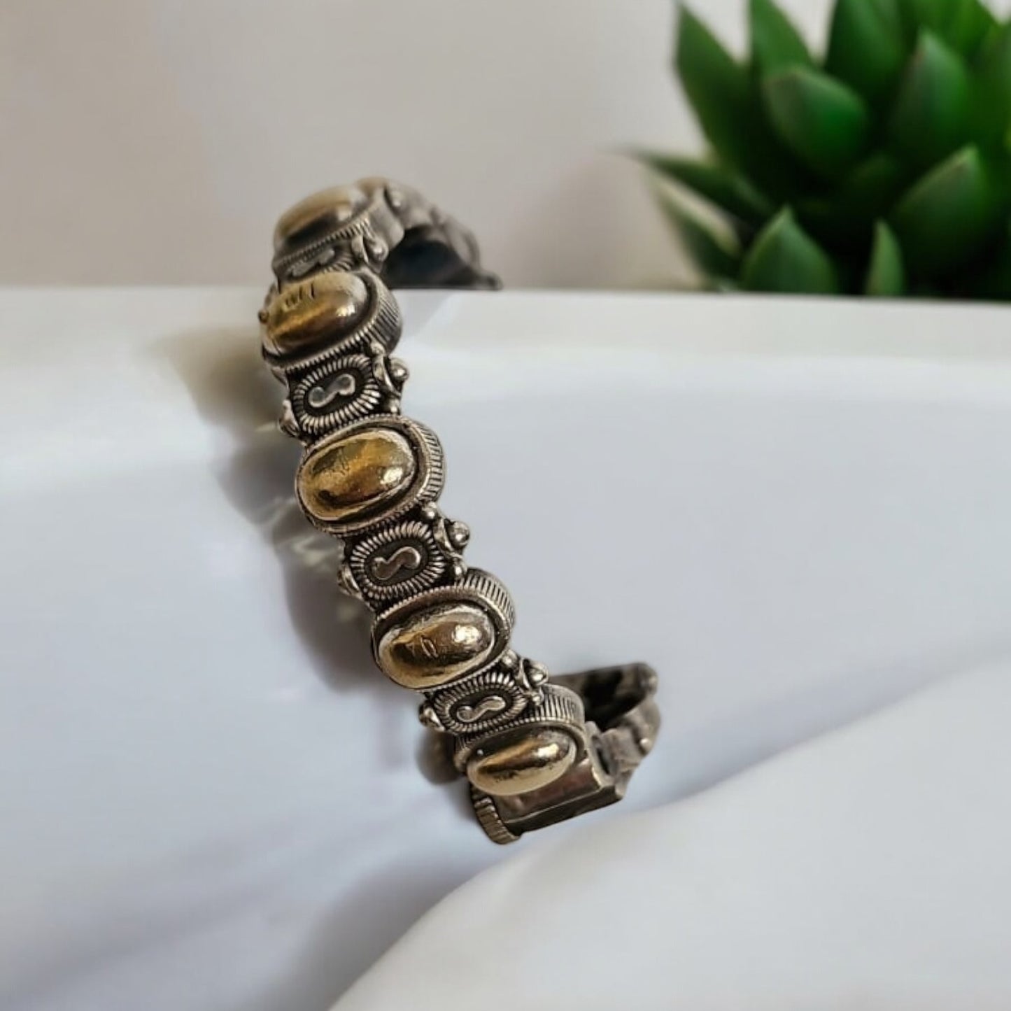 94409-KDO Classic Kada With Oxidized Plating- Design 1