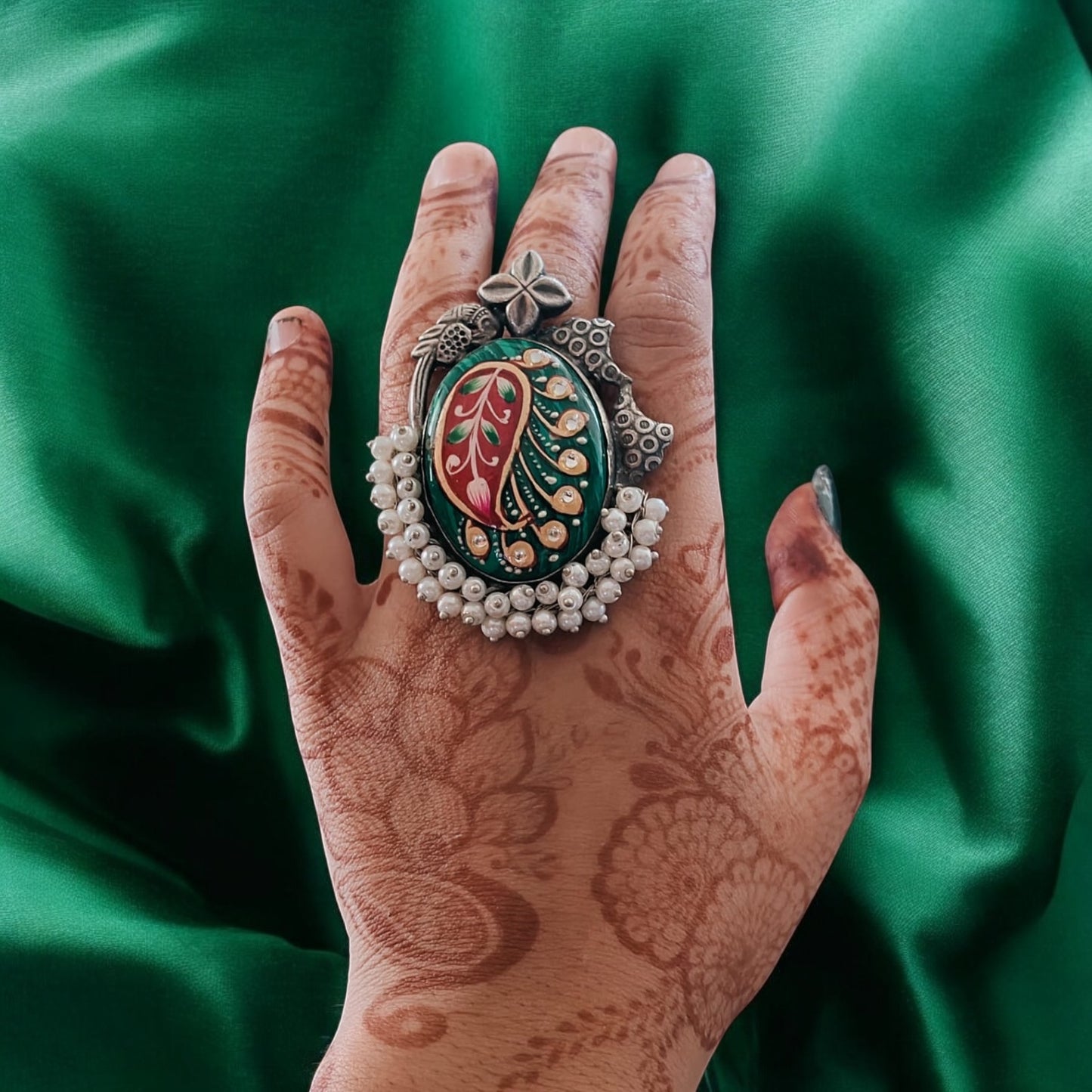 93509-RNO Ring With Oxidised Plating-Green