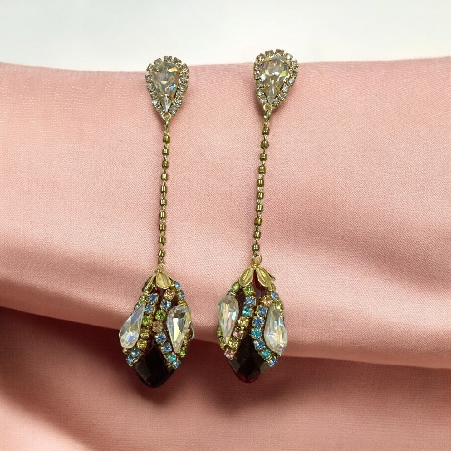 WEARW94609 Classic Western Earrings