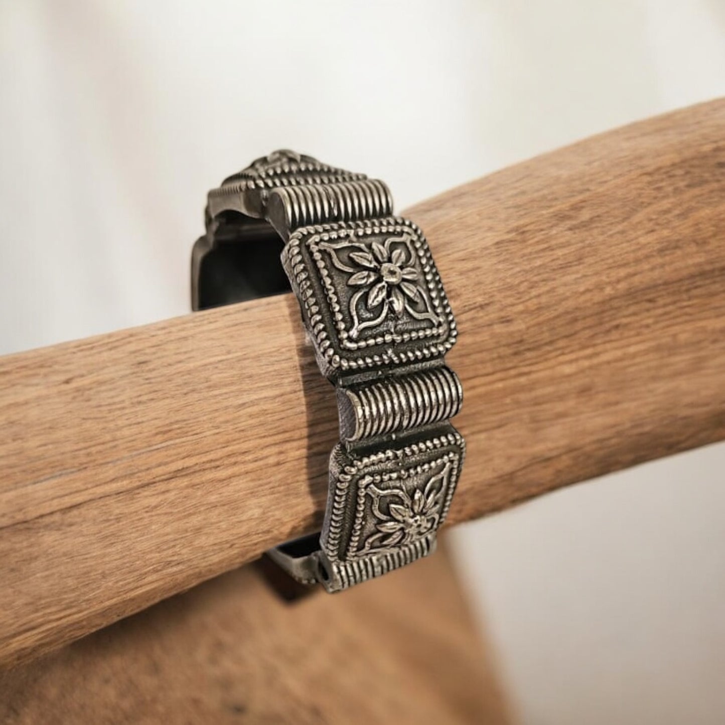 95009-KDO Classic Kada With Oxidized