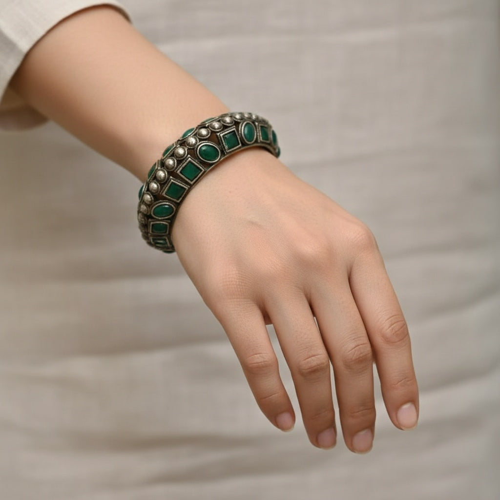 95009-KDO Classic Kada With Oxidized Green