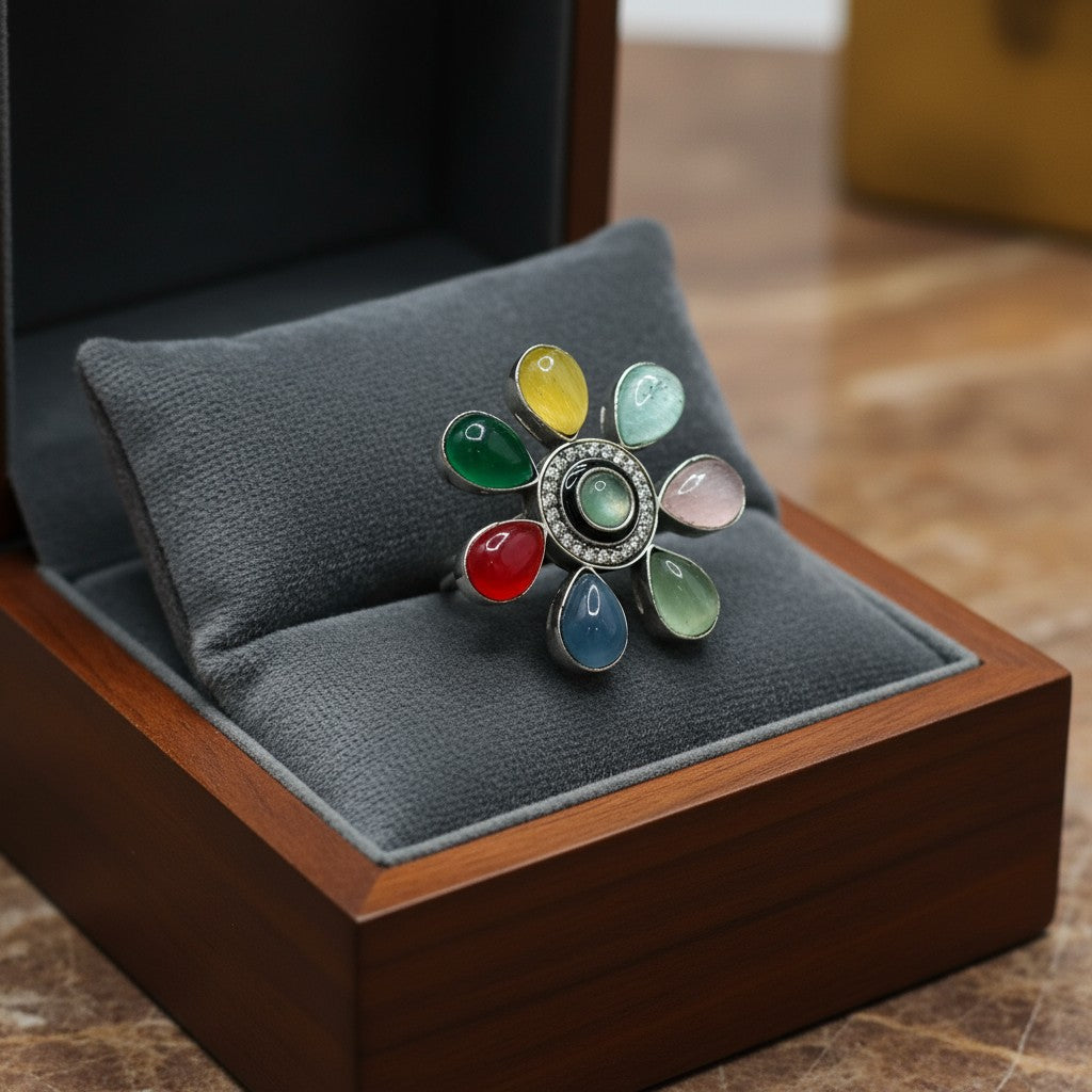 806292 Oxidised Adjustable Ring With 2 Tone Plating