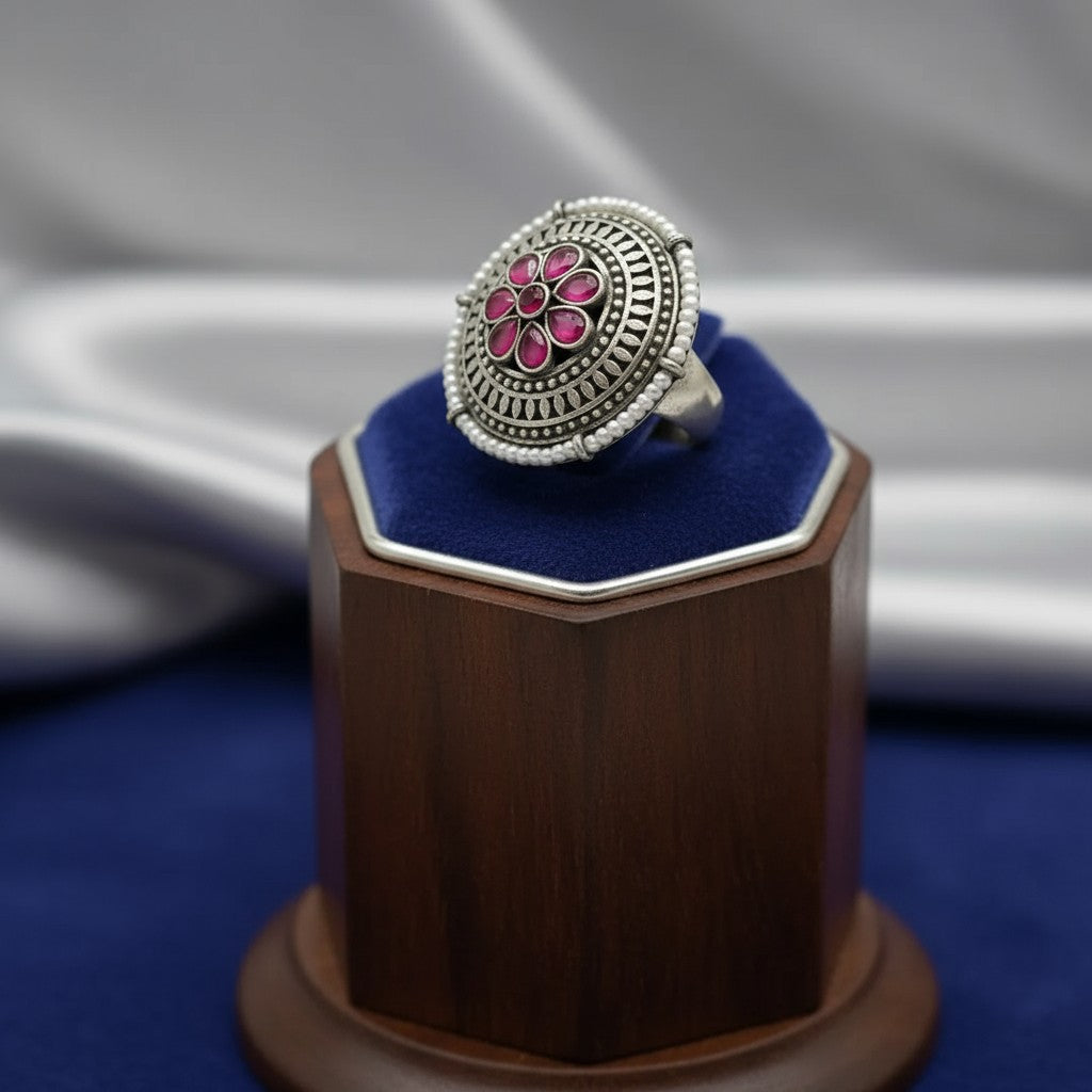 809590 Oxidised Adjustable Ring With 2 Tone Plating