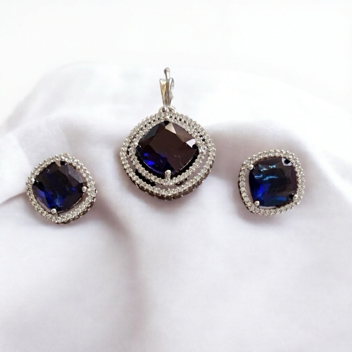 436101-American Diamond Delicate Pendant Set With Rhodium Plating-Blue