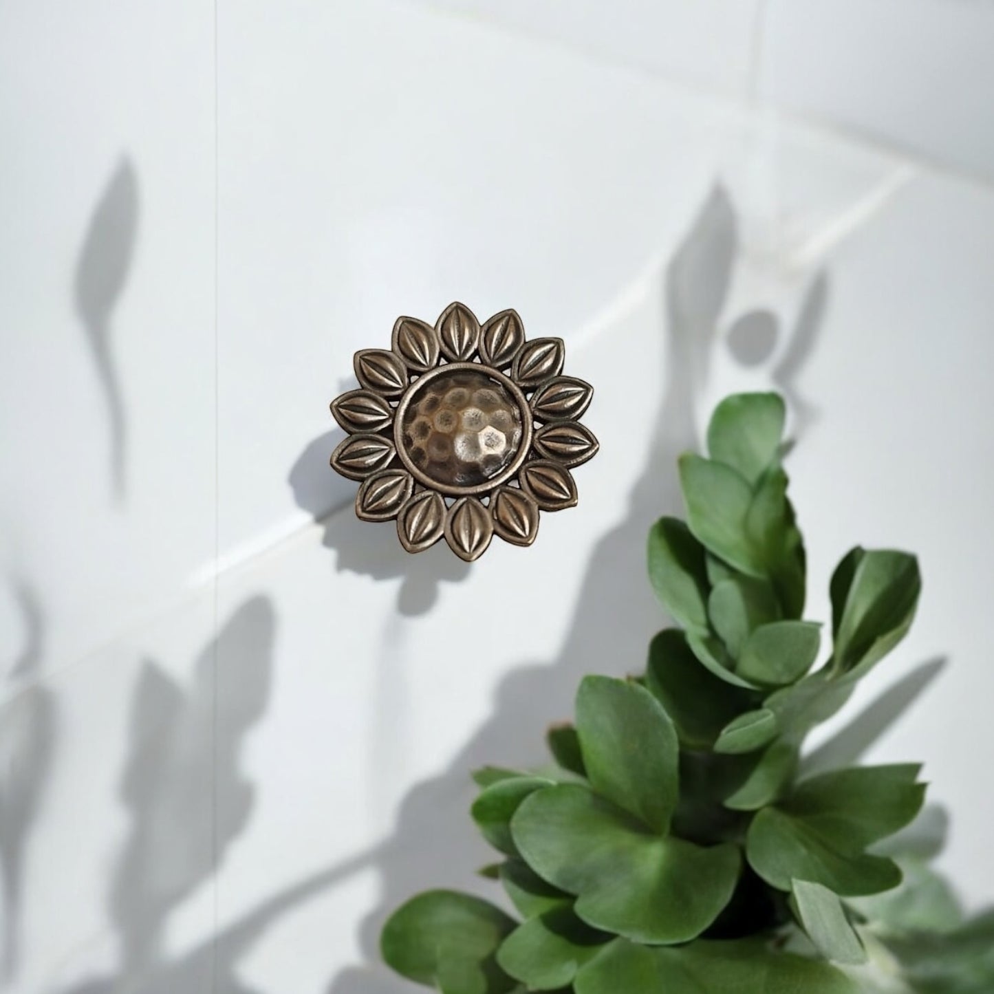 804446 Ring With Oxidised Plating