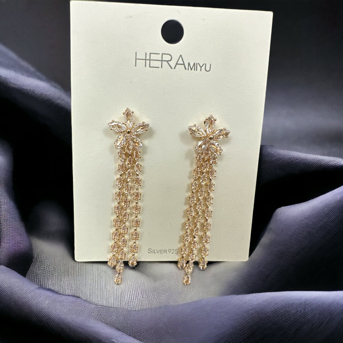 WEARW91909 Long Classic Western Earrings