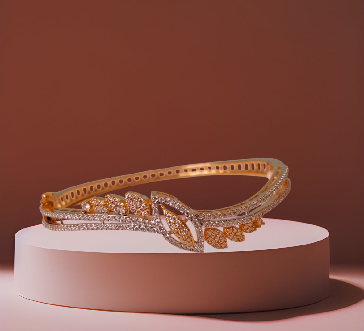 434439 Cubic Zirconia Classic Kada With Gold Plating