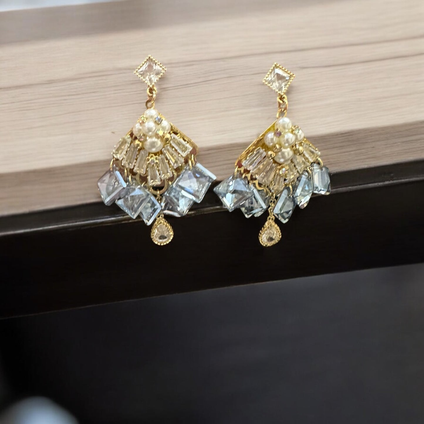 94259ER Classic Western Earrings