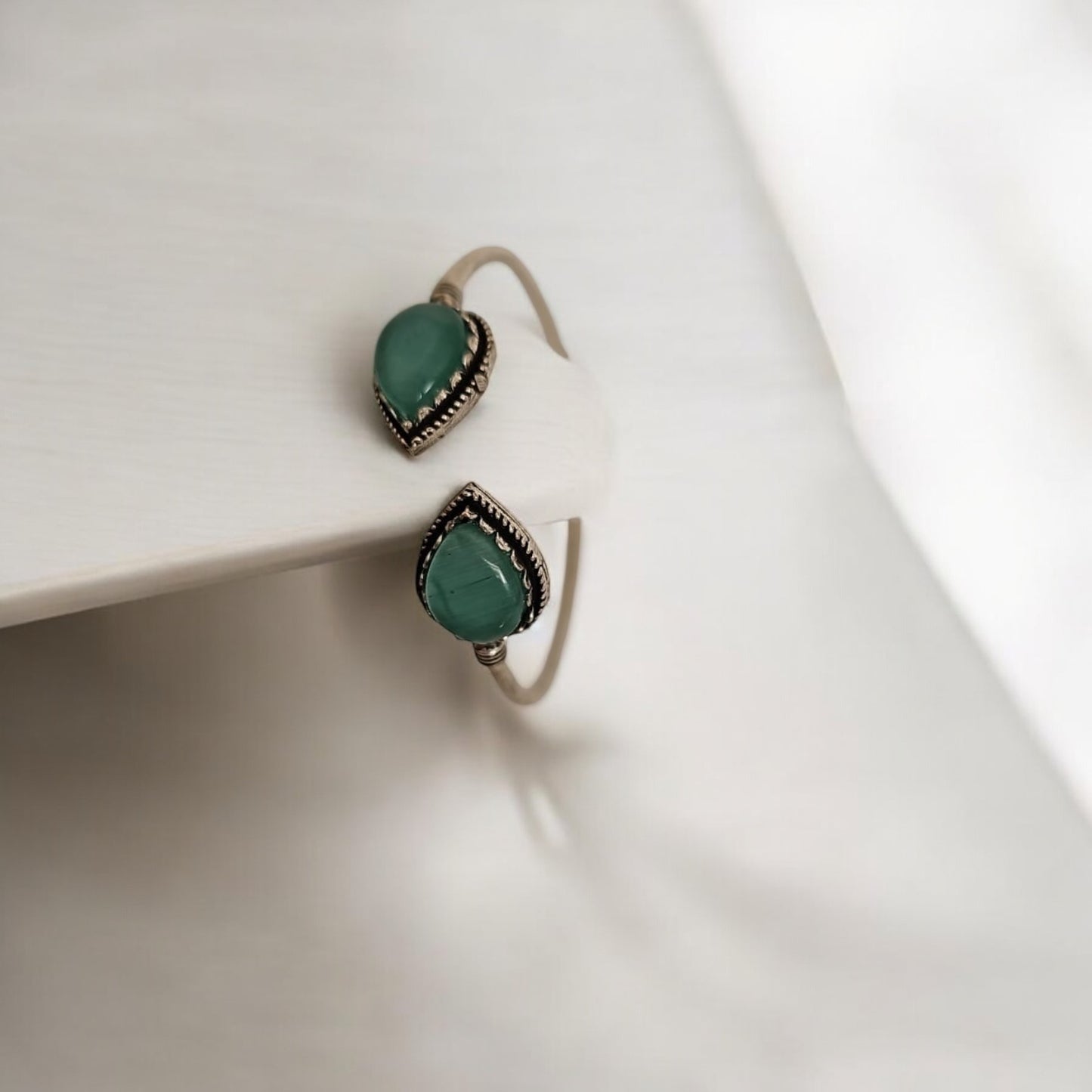 805831 Classic Kada With Oxidized Plating-Mint