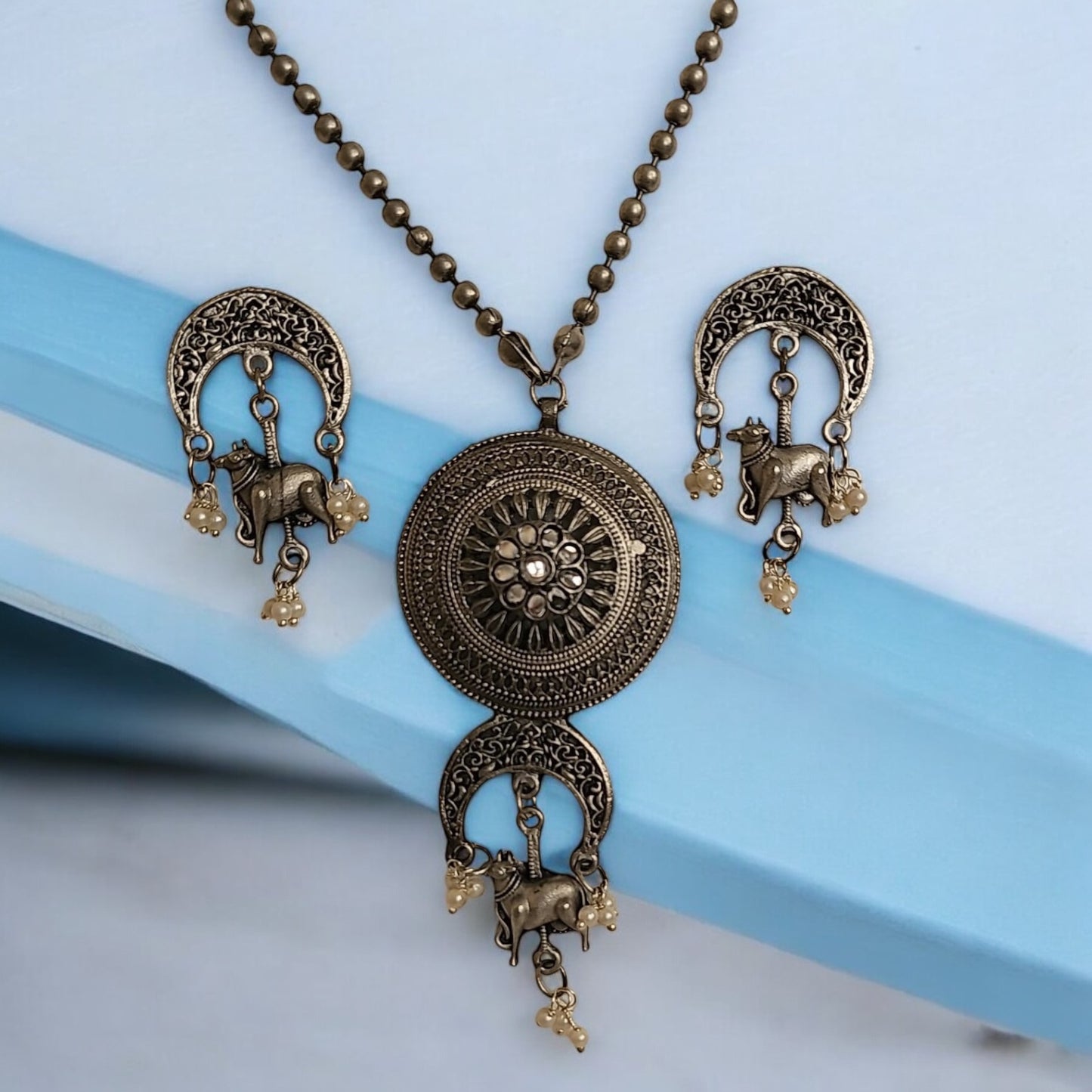 NS35100 Pendant Set With Oxidized Plating