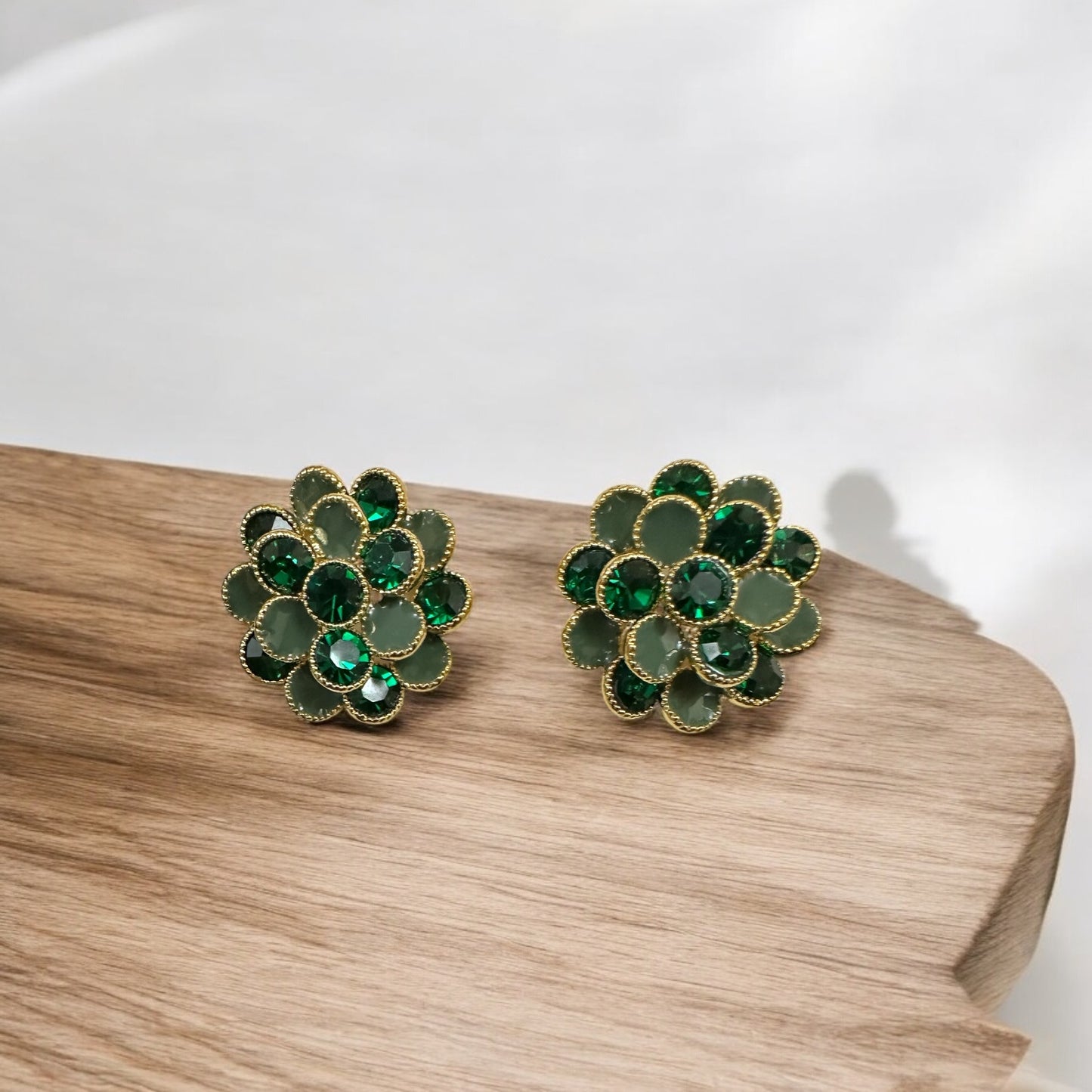 W24150 Classic Western Earrings-Green