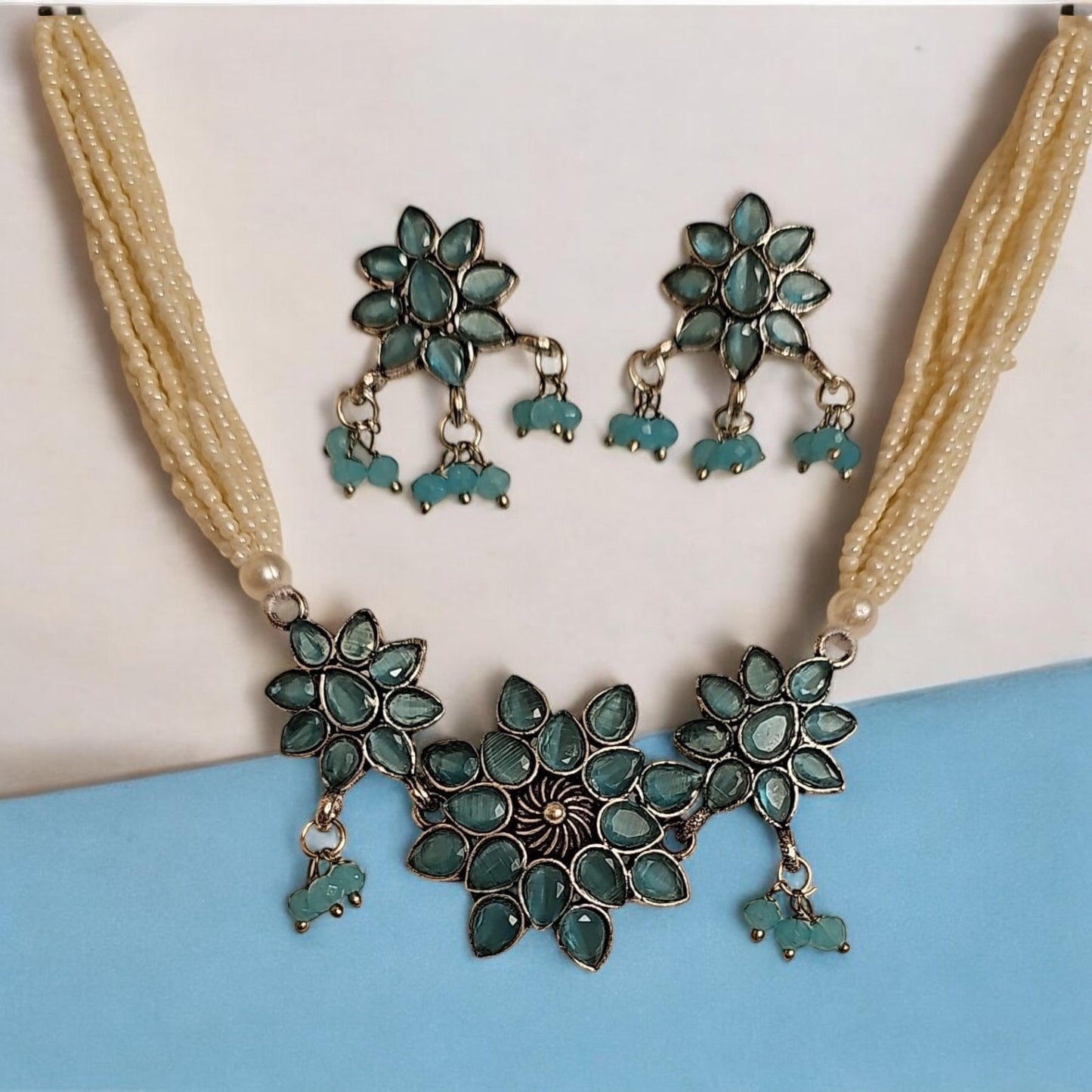 807352 Classic Necklace With Oxidised Plating-Firoza