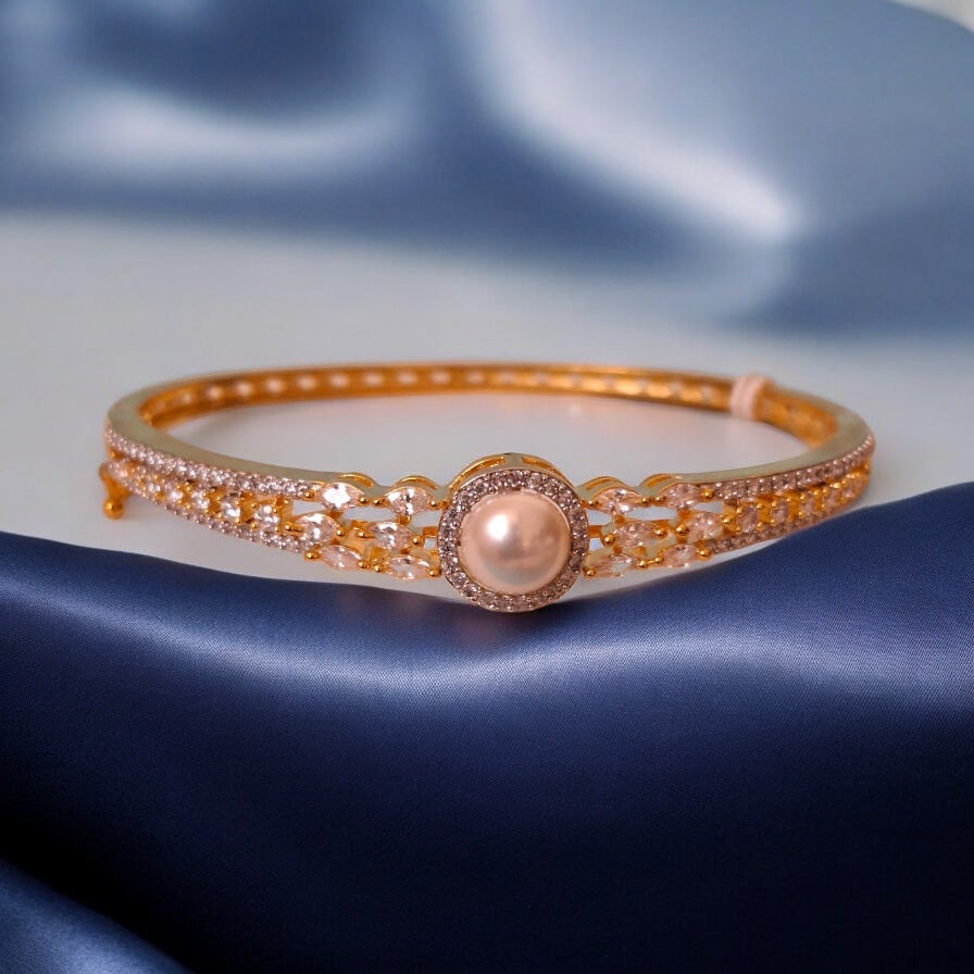 434070 Cubic Zirconia Classic Kada With Gold Plating-Pearl