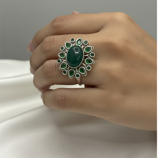 809625 Oxidised Adjustable Ring With 2 Tone Plating