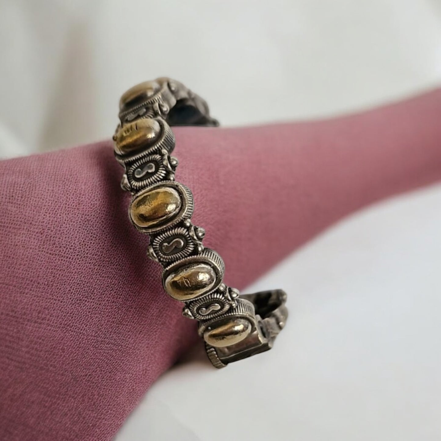 94409-KDO Classic Kada With Oxidized Plating- Design 1