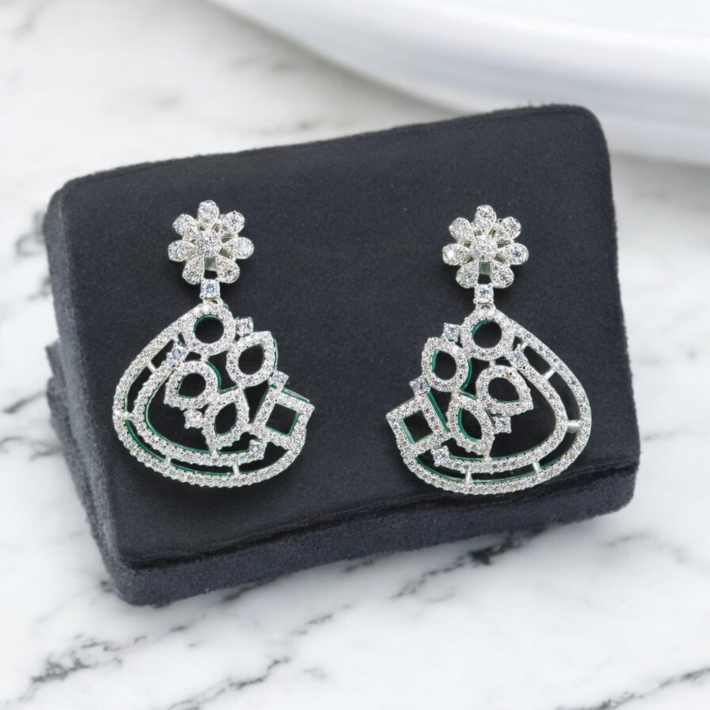 436317 Earring With Gold/Rhodium Plating