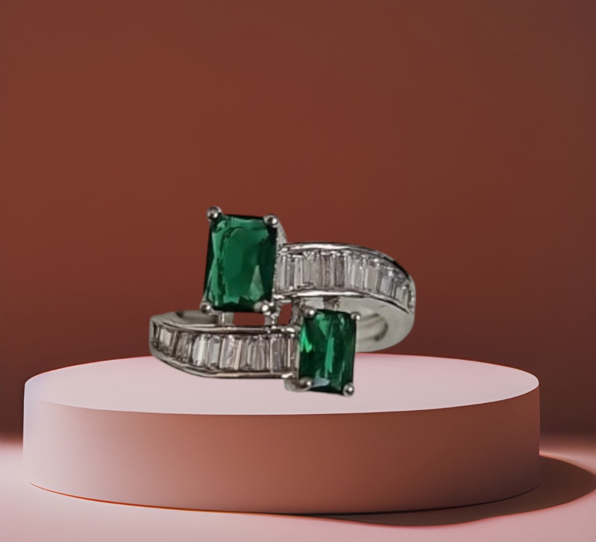 432837 Cz Adjustable Ring Green