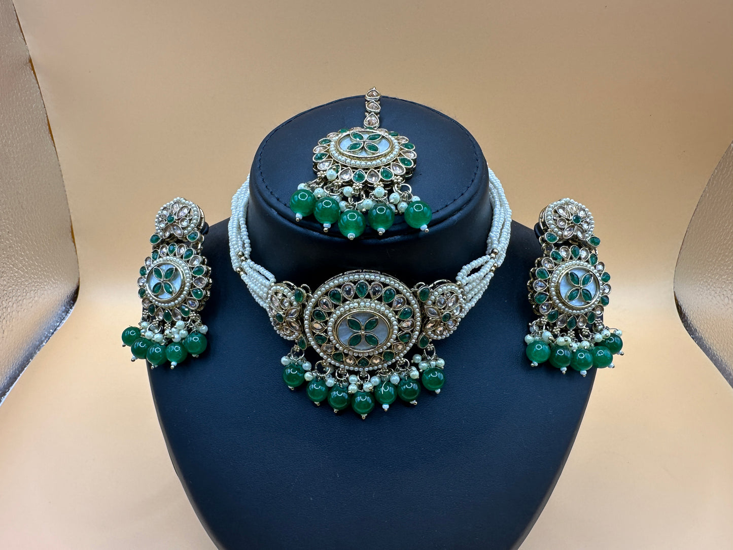 1032 Necklace Set-Indo Western - Green