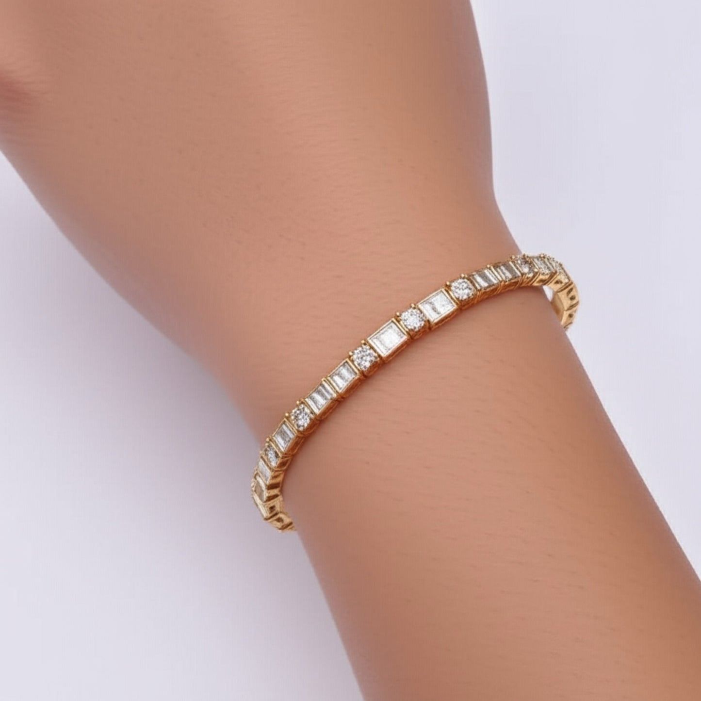 431773 Adjustable Bracelet With Gold Plating-White