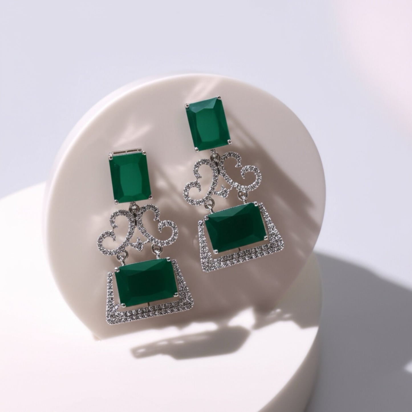 426317-G Earring With Rhodium Plating- Green