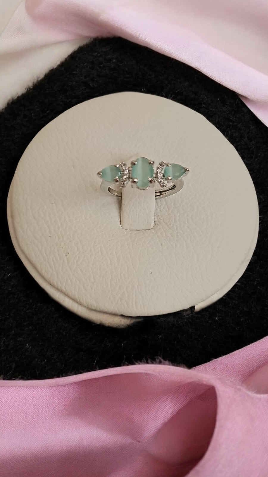 436800 Cz Adjustable Ring Mint