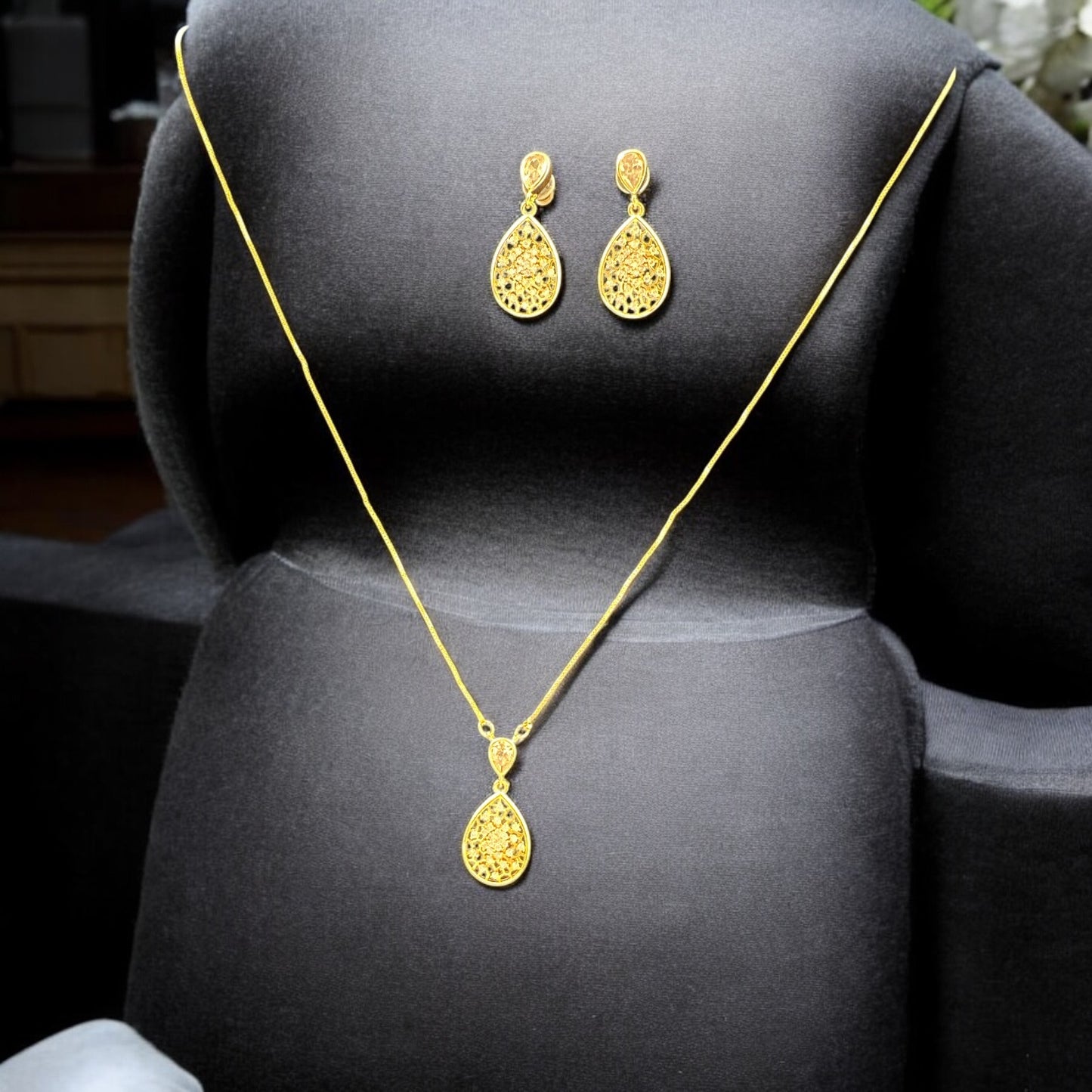 PS-420 Western Pendant Set Gold Plated