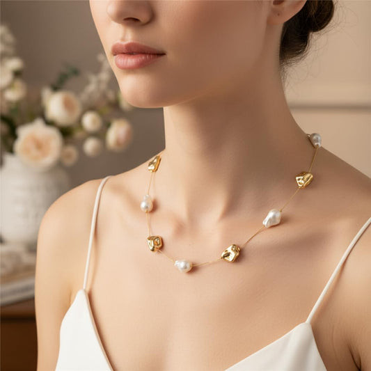 BC22531-Pretty Precious Baroque Pearl and Gold Nugget Necklace, Irregular Pearl Beads, Gold Chain, Toggle Clasp, Statement Jewelry