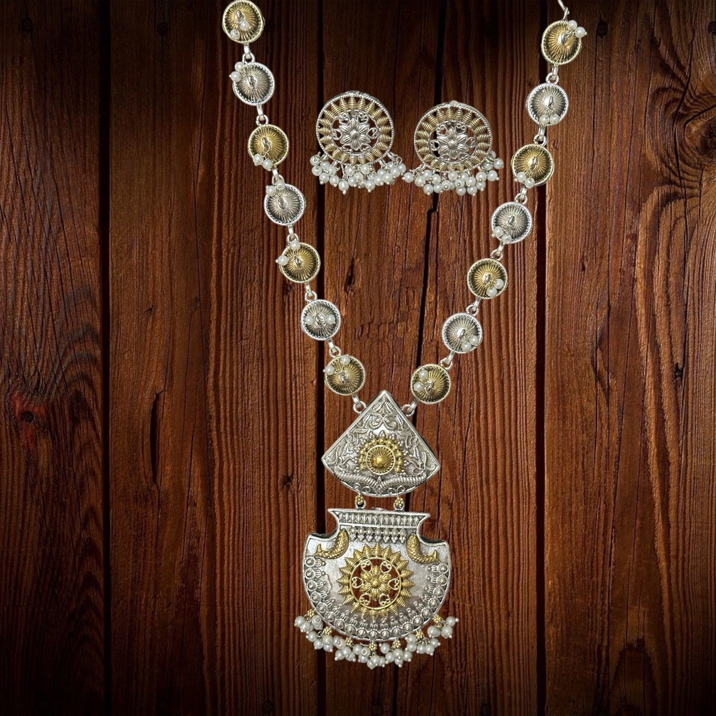 5720923633 Trendy Necklace With Oxidised Plating