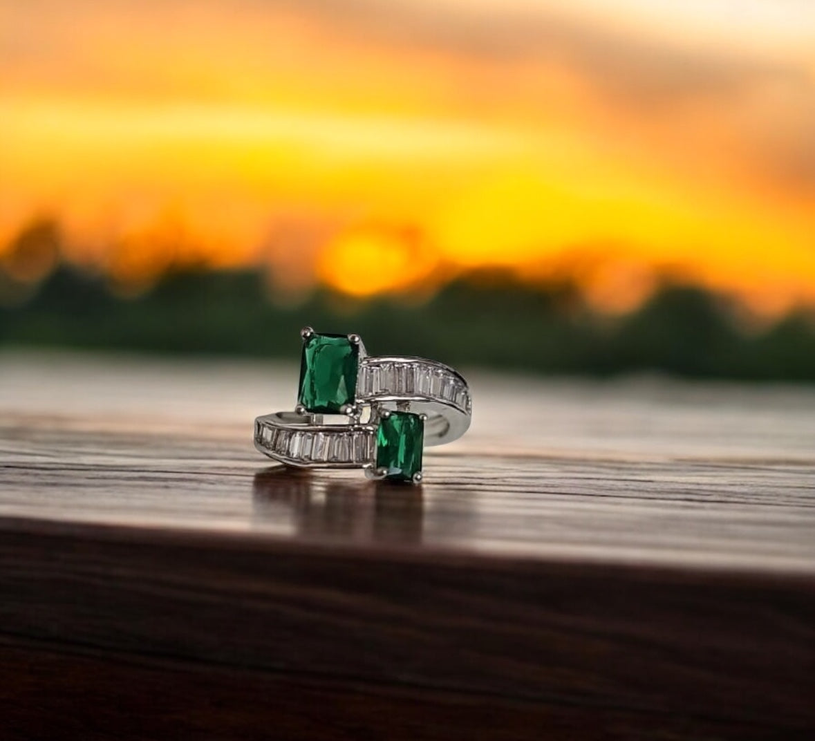 432837 Cz Adjustable Ring Green