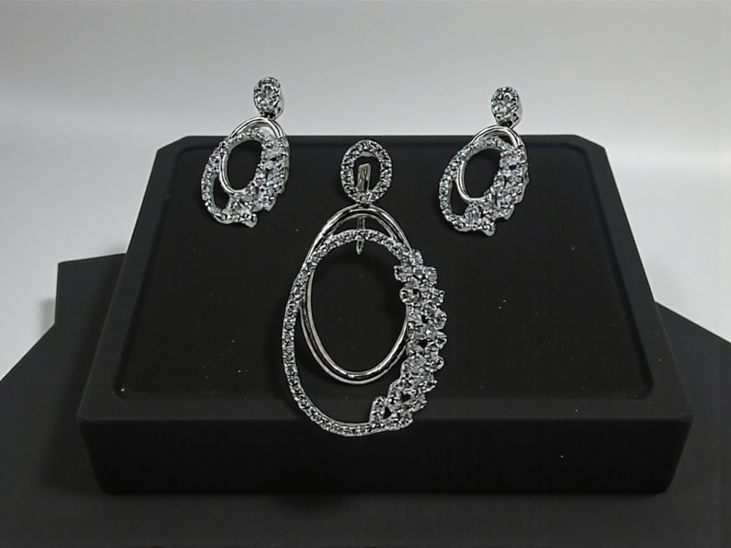 1061-American Diamond Delicate Pendant Set -Silver