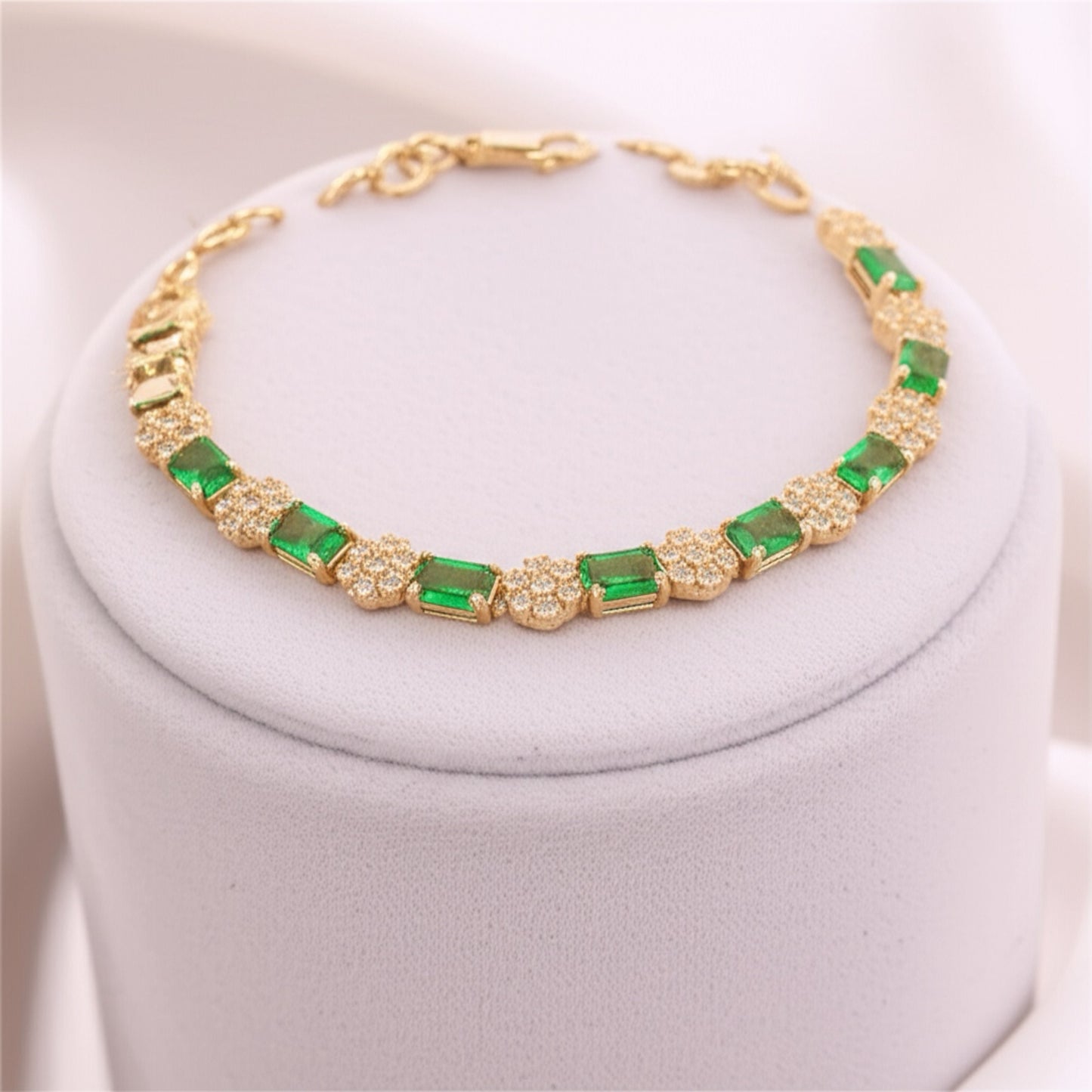 91109-BR Adjustable Bracelet With Rhodium Plating-Green