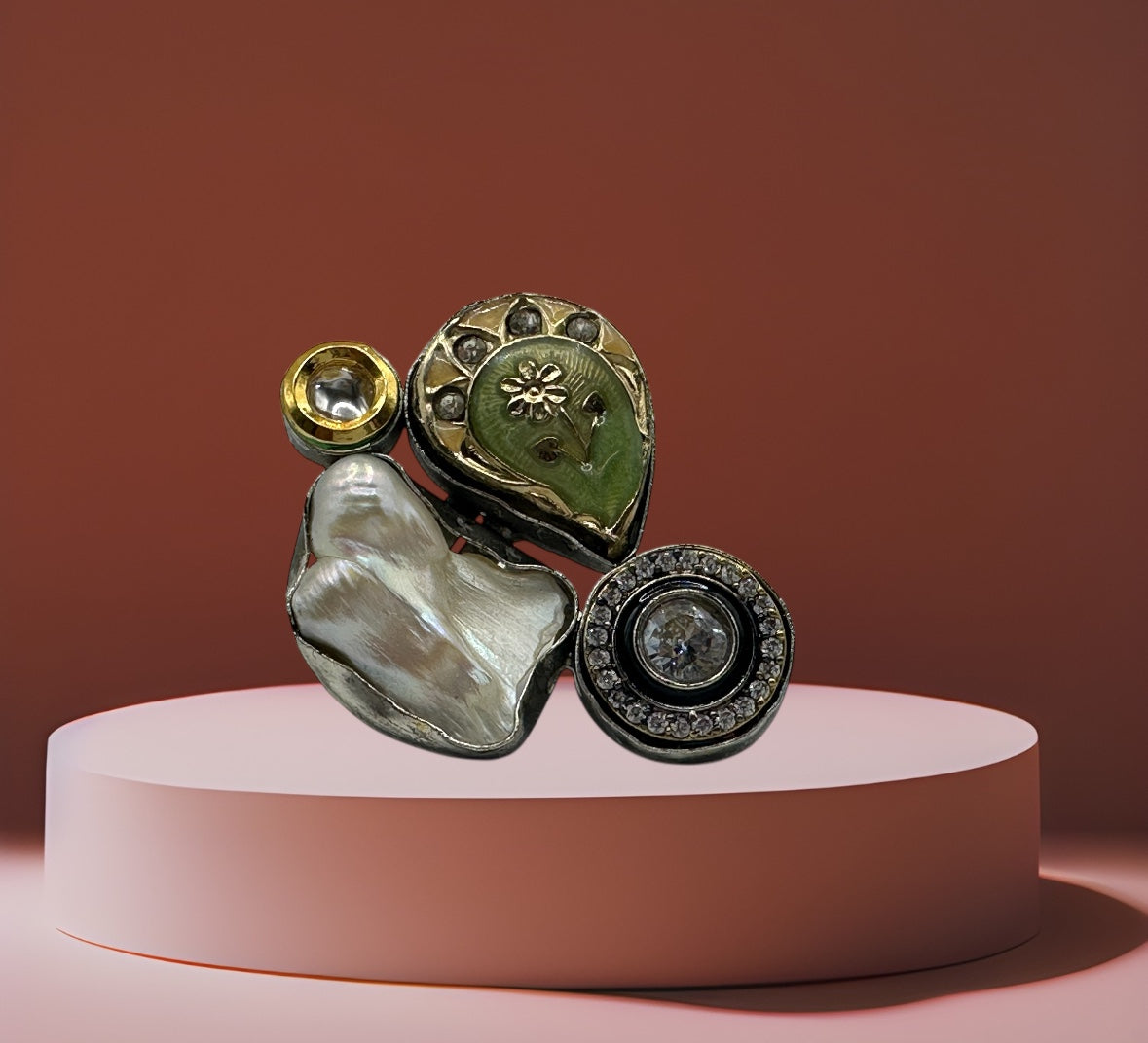 806261 Oxidised Adjustable Ring With 2 Tone Plating