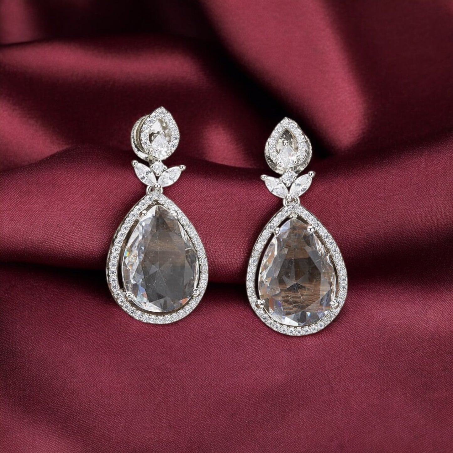 431856 CZ Earring With Rhodium Plating-White