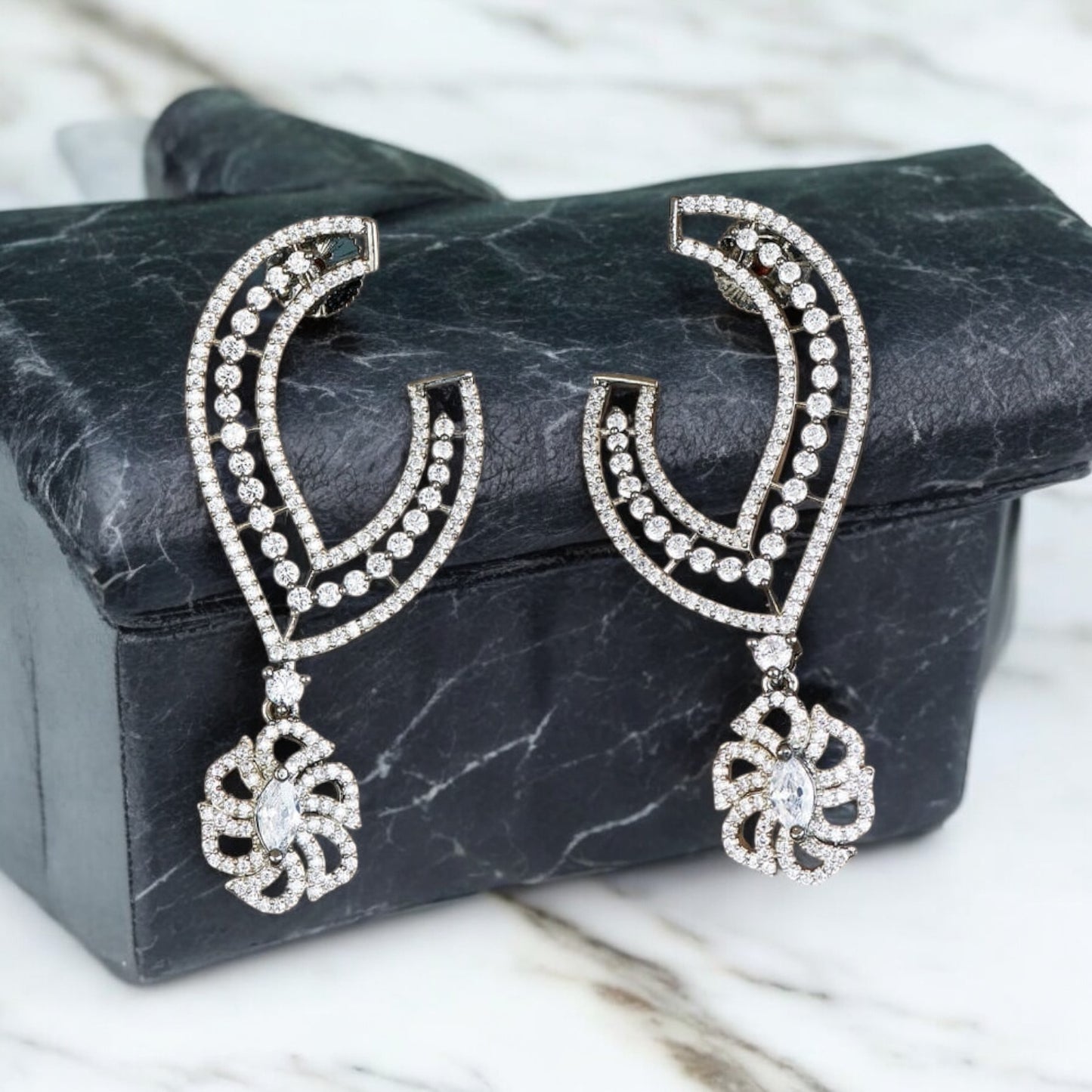 428249 Cubic Zirconia Classic Earring With Rhodium Plating-Silver