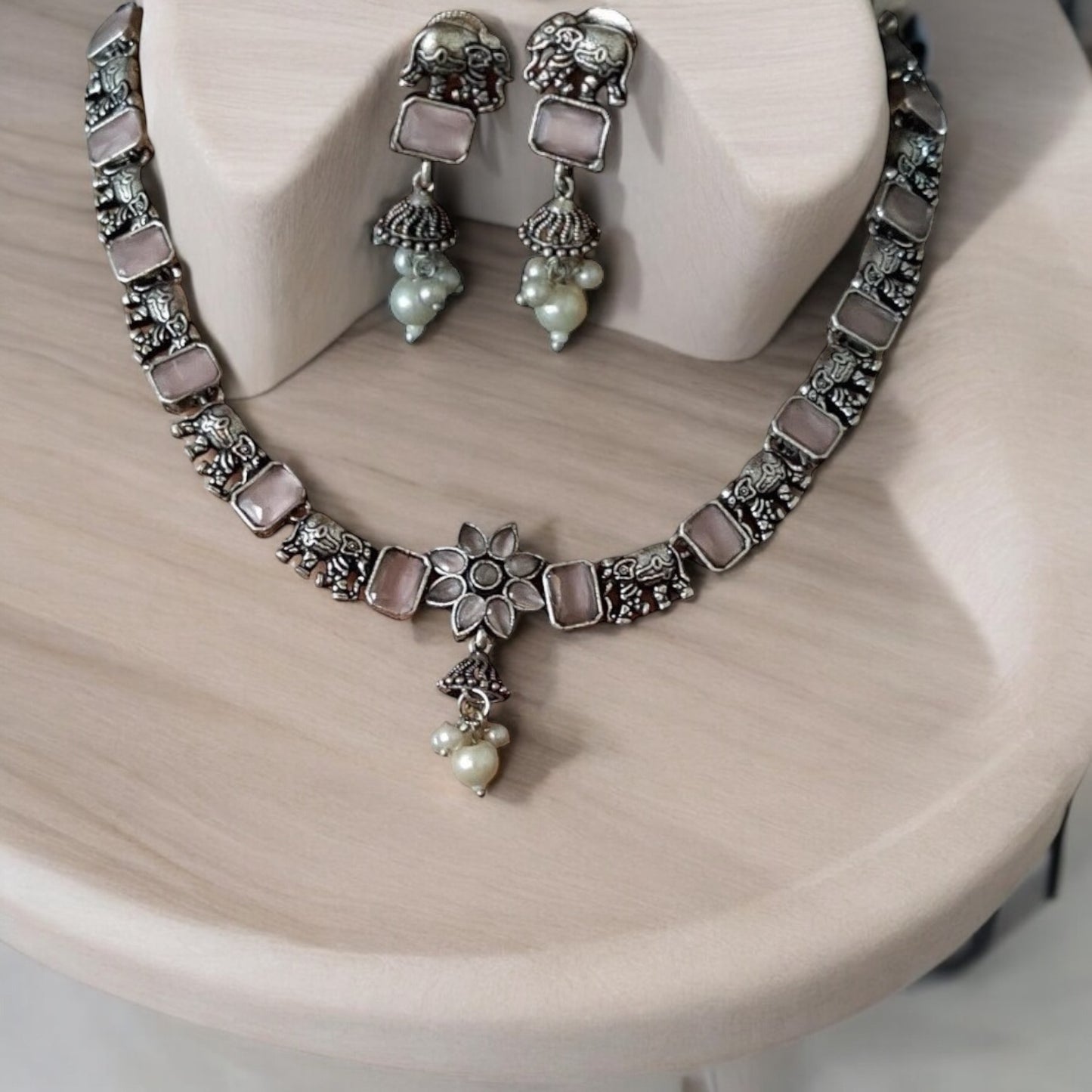 92999-NSO Classic Necklace With Oxidised Plating-Pink