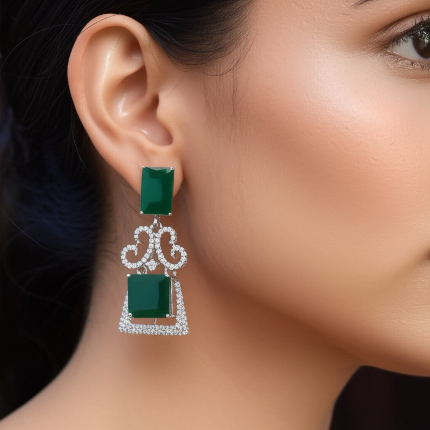 426317-G Earring With Rhodium Plating- Green
