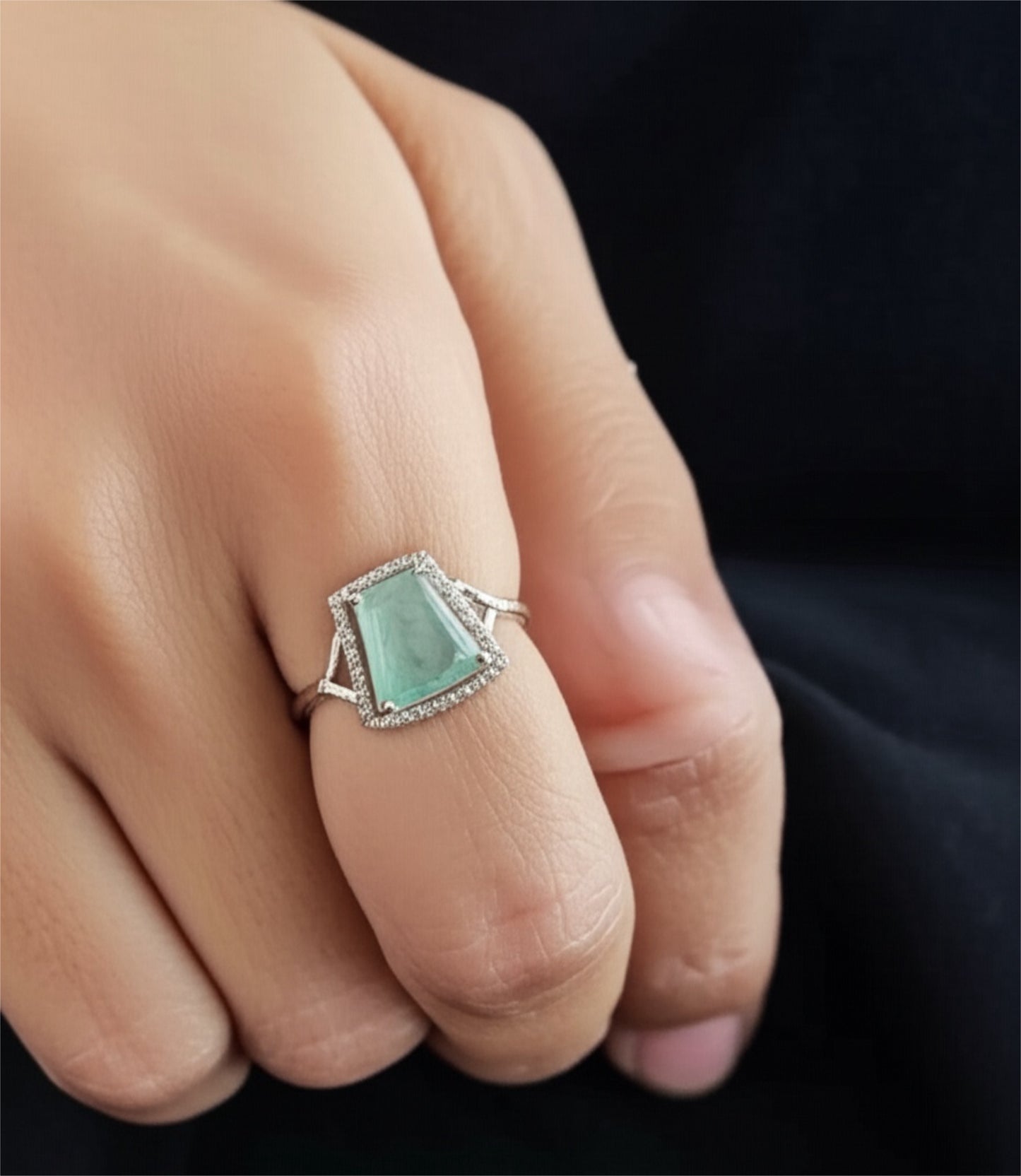 92509-RN Cz Adjustable Ring Green