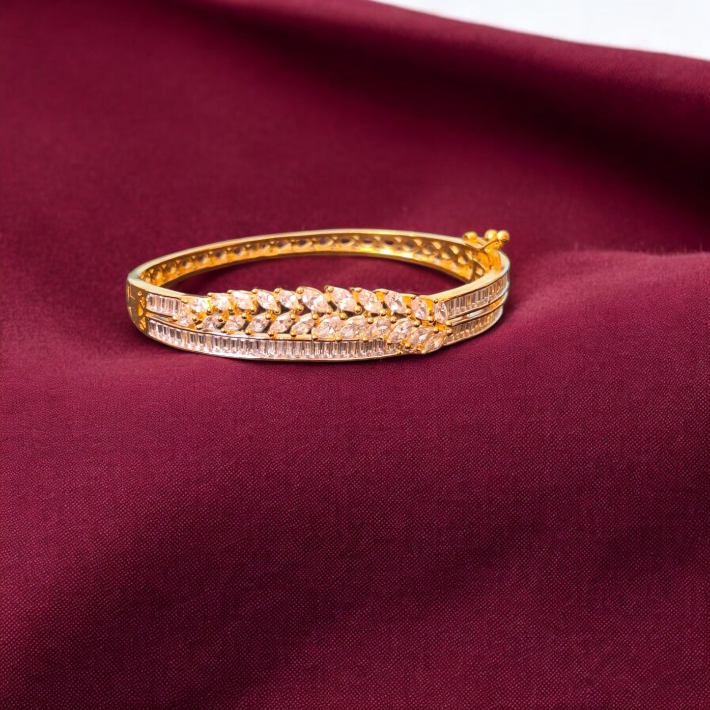 434623 Cubic Zirconia Classic Kada With Gold Plating