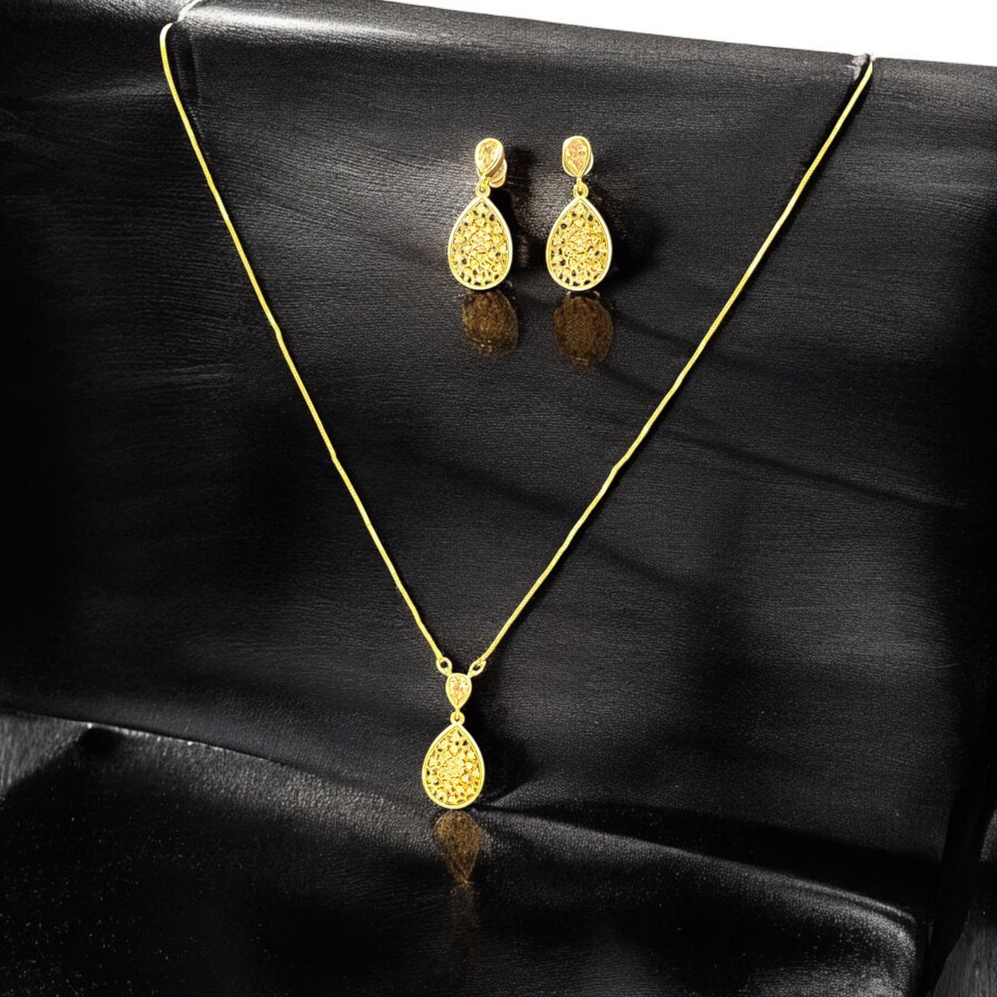 PS-420 Western Pendant Set Gold Plated