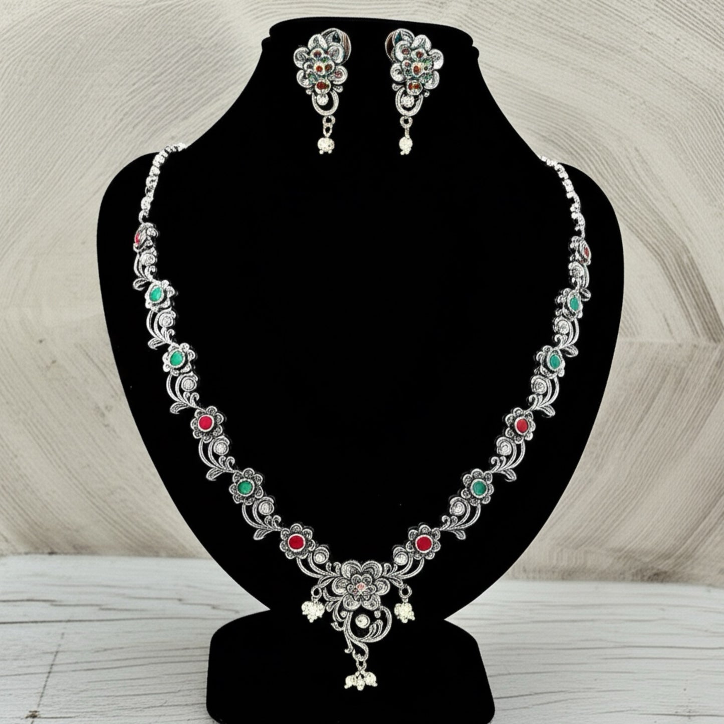 93999-NSO Classic Necklace With Oxidised Plating-Rubygreen