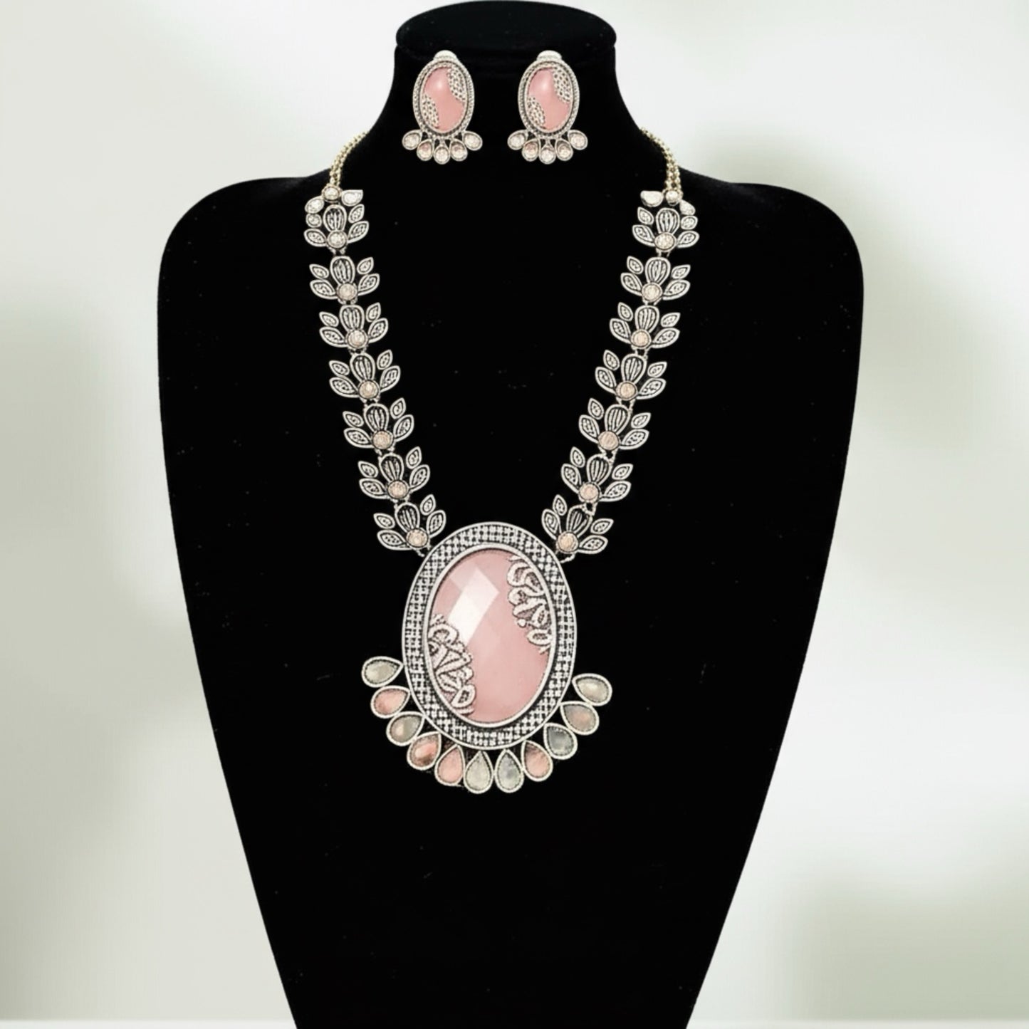 94999-NSO Classic Necklace With Oxidised Plating-Pink
